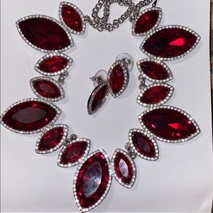 Necklace & Earrings set